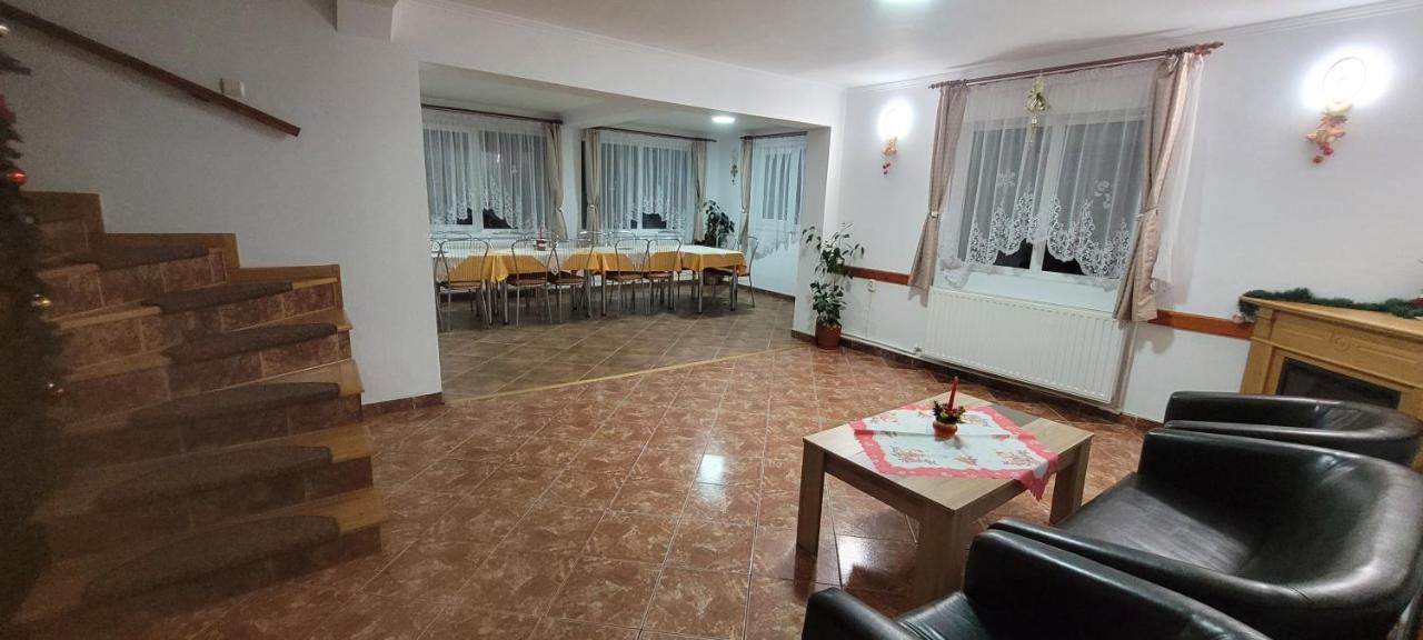 Pensiunea Casa Ady Bran  Exterior foto